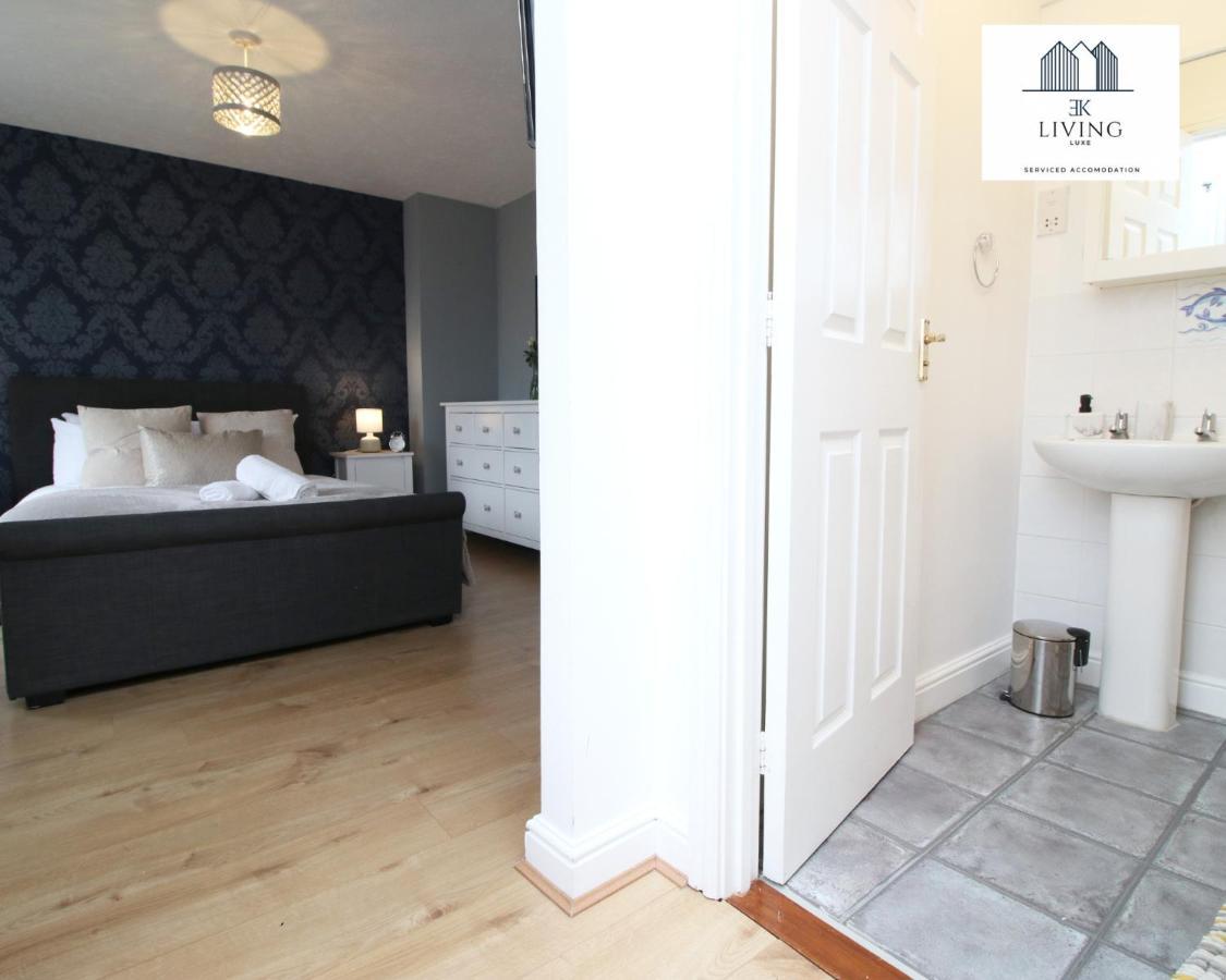 Spacious 3 Bedroom Duplex Apartment On Cardiff Bay - Free Parking & Wifi By Ekliving Luxe Short Lets & Serviced Accommodation מראה חיצוני תמונה