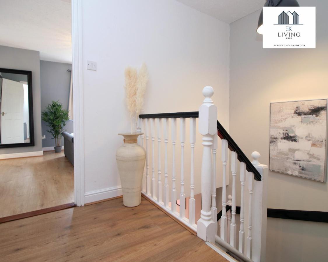 Spacious 3 Bedroom Duplex Apartment On Cardiff Bay - Free Parking & Wifi By Ekliving Luxe Short Lets & Serviced Accommodation מראה חיצוני תמונה